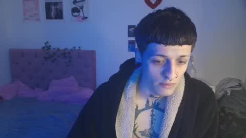 Snapshot of 2cb0y chatting on September 2025 10:26:01 PM BAD online show from September 2025 10:26:01 PM