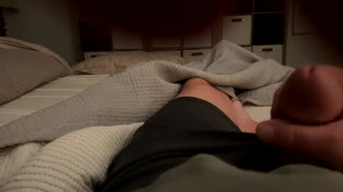 Snapshot of 2centz chatting on December 2024 06:10:02 AM 2centz online show from December 2024 06:10:02 AM