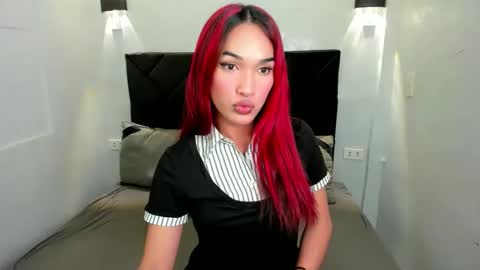 Snapshot of 2damnh0t_slut chatting on November 2025 02:55:02 AM haduki online show from November 2025 02:55:02 AM