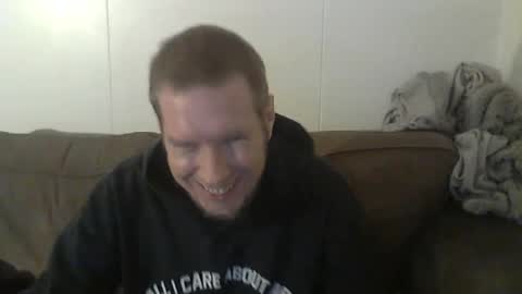 Snapshot of 2small4you83 chatting on March 2025 10:43:01 PM 2small4you83 online show from March 2025 10:43:01 PM