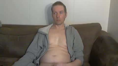 Snapshot of 2small4you83 chatting on March 2026 10:58:02 PM 2small4you83 online show from March 2026 10:58:02 PM