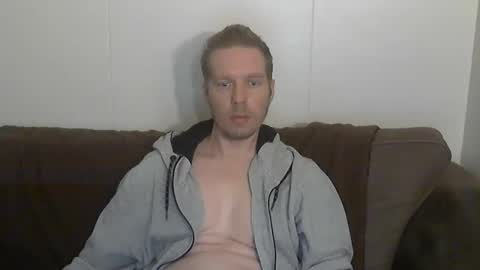 Snapshot of 2small4you83 chatting on March 2026 10:09:02 AM 2small4you83 online show from March 2026 10:09:02 AM