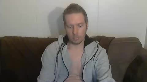 Snapshot of 2small4you83 chatting on March 2026 10:14:01 PM 2small4you83 online show from March 2026 10:14:01 PM