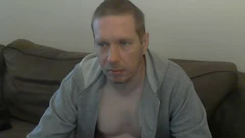 Snapshot of 2small4you83 chatting on June 2026 11:05:01 AM 2small4you83 online show from June 2026 11:05:01 AM