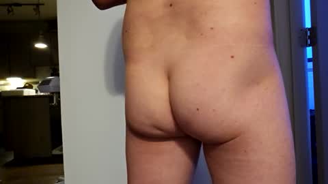 Snapshot of 2stroke82 chatting on April 2026 11:09:02 PM 2stroke82 online show from April 2026 11:09:02 PM