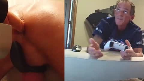 Snapshot of 2tiredoftoys chatting on July 2026 01:56:01 AM 2tiredoftoys online show from July 2026 01:56:01 AM