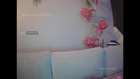 2users_1account online show from January 2026 04:03:01 AM