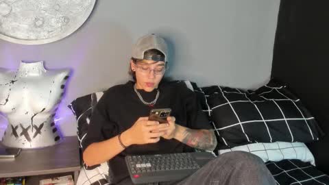 Snapshot of 360enmedallo chatting on October 2025 03:29:02 AM 360enmedallo online show from October 2025 03:29:02 AM