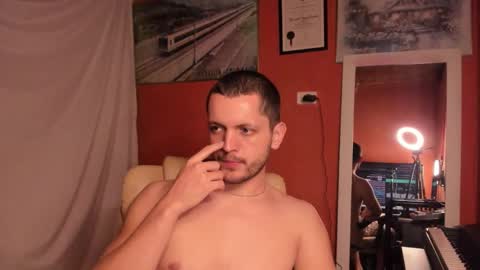 Alex THE BIG SNAKE DUDE online show from November 2025 01:04:02 AM