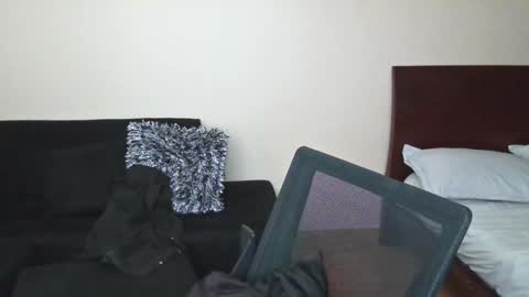 Snapshot of 3badweed3 chatting on February 2025 10:32:01 PM Sam online show from February 2025 10:32:01 PM