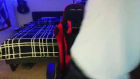 Snapshot of 3ndlessmike chatting on February 2026 12:51:01 AM 3ndlessmike online show from February 2026 12:51:01 AM