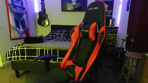 Snapshot of 3ndlessmike chatting on March 2026 12:00:01 PM 3ndlessmike online show from March 2026 12:00:01 PM