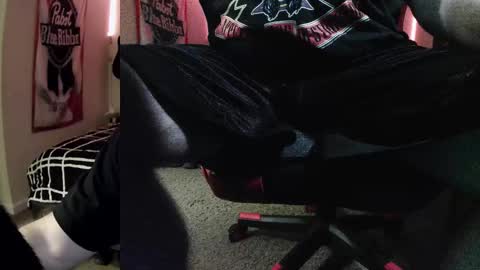 Snapshot of 3ndlessmike chatting on March 2026 12:00:02 PM 3ndlessmike online show from March 2026 12:00:02 PM