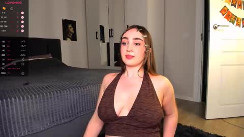 Snapshot of 3va_nyx chatting on March 2026 05:56:01 PM Eva online show from March 2026 05:56:01 PM