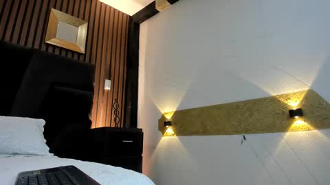 3X NAXAA online show from October 2025 12:47:01 PM