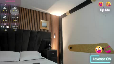 3X NAXAA online show from October 2025 12:39:01 PM