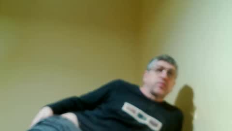 Snapshot of 41bigdick41 chatting on April 2026 05:21:01 PM 41bigdick41 online show from April 2026 05:21:01 PM
