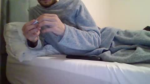 Snapshot of 420feetloverr420 chatting on October 2025 09:08:02 AM 420feetloverr420 online show from October 2025 09:08:02 AM