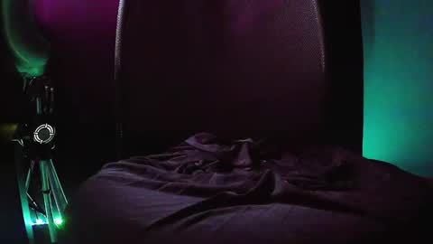 Ixela online show from September 2025 01:38:01 PM