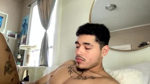 Snapshot of 4ngelbad_boy chatting on April 2026 05:48:01 PM 4ngelbad_boy online show from April 2026 05:48:01 PM