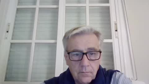 Snapshot of 52artur chatting on January 2025 09:39:02 PM 52artur online show from January 2025 09:39:02 PM