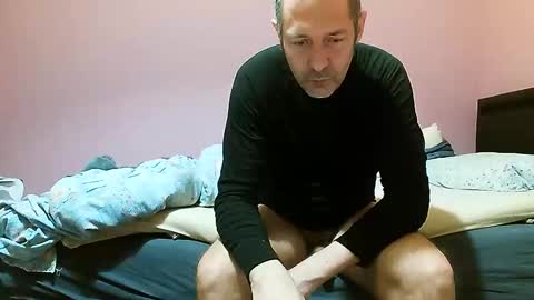 Larese Carlo online show from January 2026 12:48:01 AM