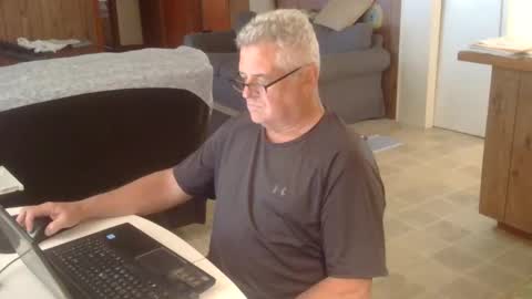 Joe online show from October 2025 05:13:02 PM