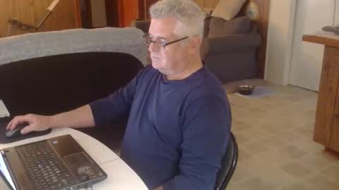 Joe online show from December 2025 06:37:02 PM