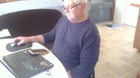 Joe online show from December 2025 07:53:02 PM