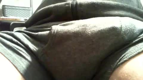 Snapshot of 61pan chatting on January 2025 02:51:02 PM 61pan online show from January 2025 02:51:02 PM