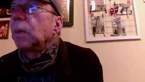 Snapshot of 64shorty chatting on October 2025 08:56:01 AM 64shorty online show from October 2025 08:56:01 AM