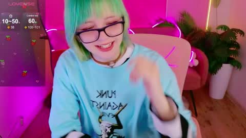 Snapshot of 666_marshmallow chatting on April 2026 07:05:01 AM Marsi online show from April 2026 07:05:01 AM