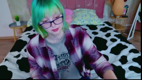 Snapshot of 666_marshmallow chatting on April 2026 03:48:02 PM Marsi online show from April 2026 03:48:02 PM