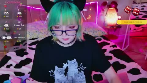 Snapshot of 666_marshmallow chatting on April 2026 07:22:01 AM Marsi online show from April 2026 07:22:01 AM