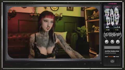 Juune online show from April 2026 06:12:01 PM