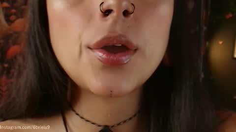 Snapshot of 6briela9 chatting on March 2026 05:08:01 PM B R I E L A online show from March 2026 05:08:01 PM