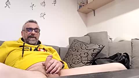 Snapshot of 6georget6 chatting on November 2025 12:31:01 AM George online show from November 2025 12:31:01 AM