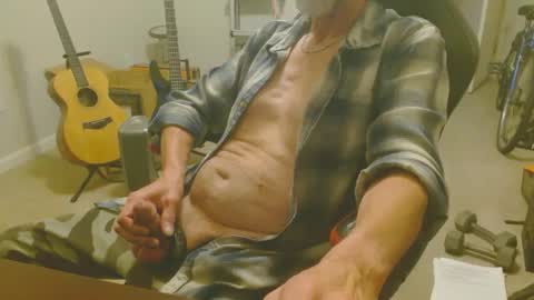 6stringer62 online show from February 2025 08:42:01 AM