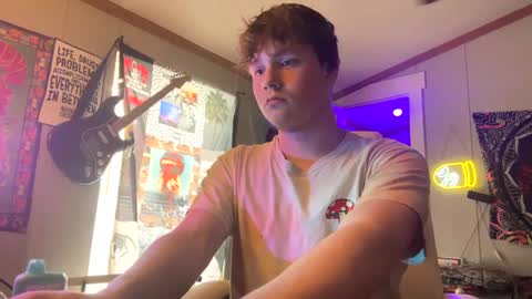 Snapshot of 710lemonade420 chatting on February 2025 06:54:01 PM lemonade online show from February 2025 06:54:01 PM