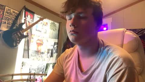 Snapshot of 710lemonade420 chatting on February 2025 09:59:01 PM lemonade online show from February 2025 09:59:01 PM