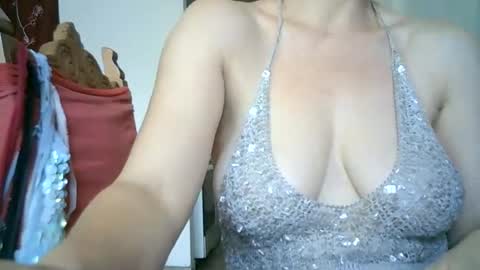 Snapshot of 77lilu chatting on July 2026 10:30:01 AM Lilu online show from July 2026 10:30:01 AM