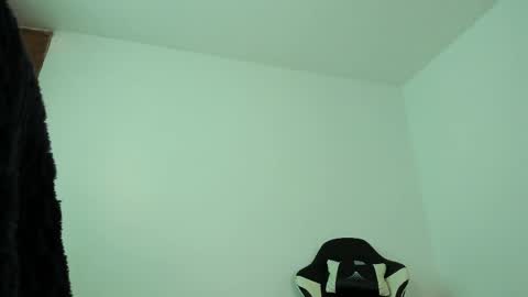 Snapshot of 77neferkitty77 chatting on April 2026 10:07:02 PM online show from April 2026 10:07:02 PM