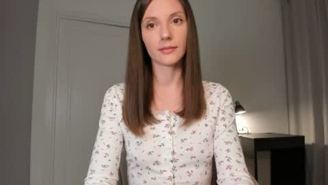 Anna online show from July 2026 08:03:01 PM
