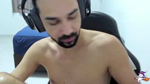 Snapshot of 7_high chatting on November 2025 01:09:02 PM high online show from November 2025 01:09:02 PM