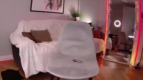 Loren Wood online show from February 2025 05:58:02 PM