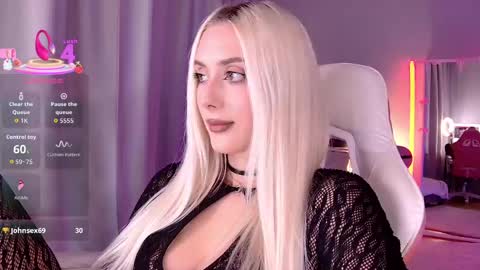 Snapshot of 7loren_wood7 chatting on April 2026 02:46:02 PM Loren Wood online show from April 2026 02:46:02 PM