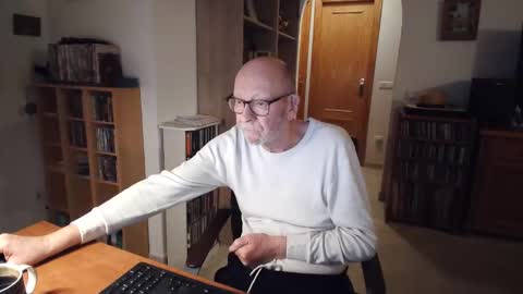  Papi  online show from March 2026 06:34:02 PM