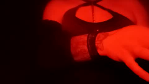 Snapshot of 7xofbadponylove chatting on December 2025 05:01:01 AM 7xofbadponylove online show from December 2025 05:01:01 AM