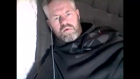 81jonnyx online show from December 2025 11:52:01 AM