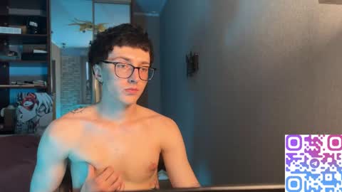 Phillip online show from November 2025 02:57:02 PM